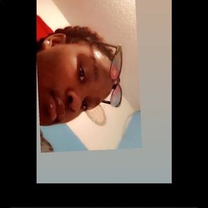 Meet your Posher, Damian